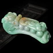 细糯种三彩缅甸翡翠A货龙钩挂件