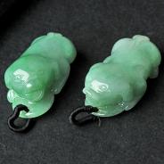 糯冰种晴水缅甸翡翠A货福猪挂件（一对）