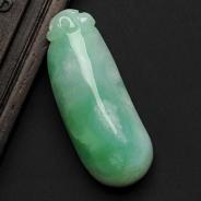 糯冰种飘花缅甸翡翠A货福瓜挂件