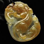 冰种黄翡飘花缅甸翡翠A货虎牌挂件