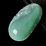 糯冰种豆色缅甸翡翠A货福瓜挂件