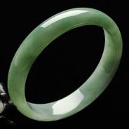 糯冰种豆色缅甸翡翠A货手镯（57.5mm）