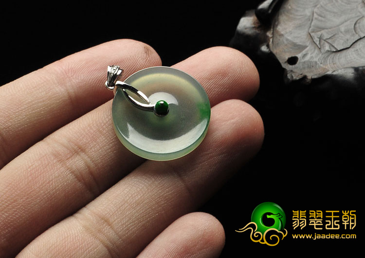冰玻种晴水飘翠缅甸翡翠A货平安扣挂件