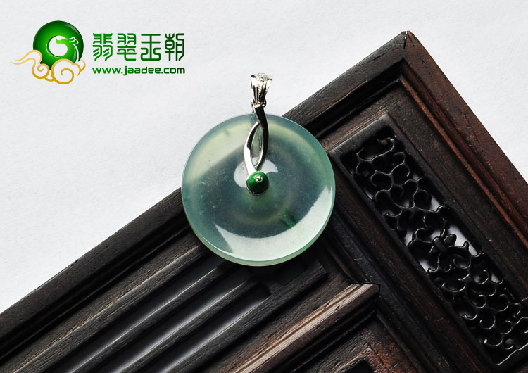 冰玻种晴水飘翠缅甸翡翠A货平安扣挂件