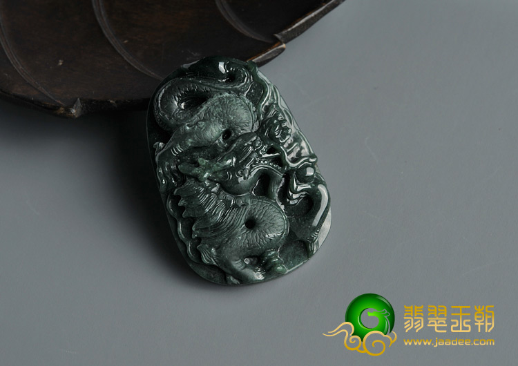 糯冰种墨翠缅甸翡翠A货龙牌挂件