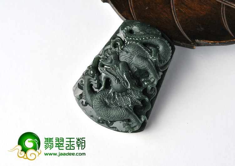 糯冰种墨翠缅甸翡翠A货龙牌挂件