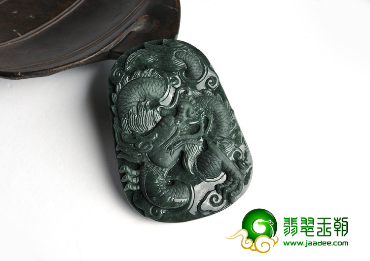 糯冰种墨翠缅甸翡翠A货龙牌挂件