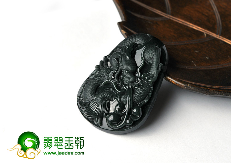 糯冰种墨翠缅甸翡翠A货龙牌挂件
