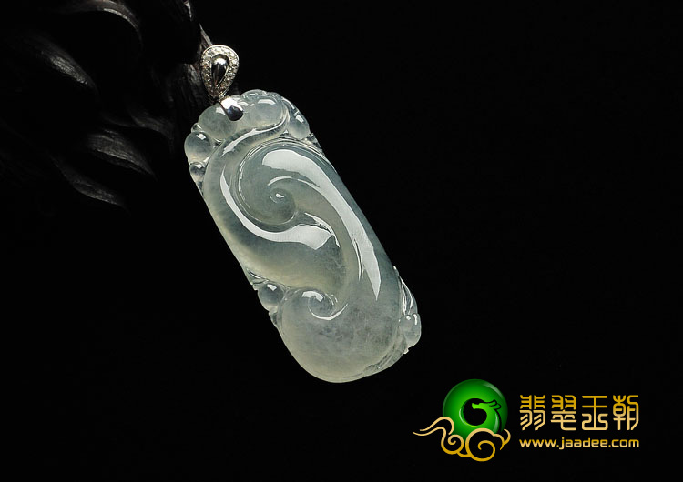 冰种晴水缅甸翡翠A货镶银扣如意寿挂件
