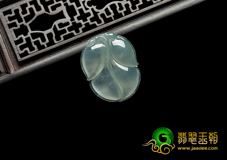 冰种淡晴水缅甸翡翠A货叶子挂件
