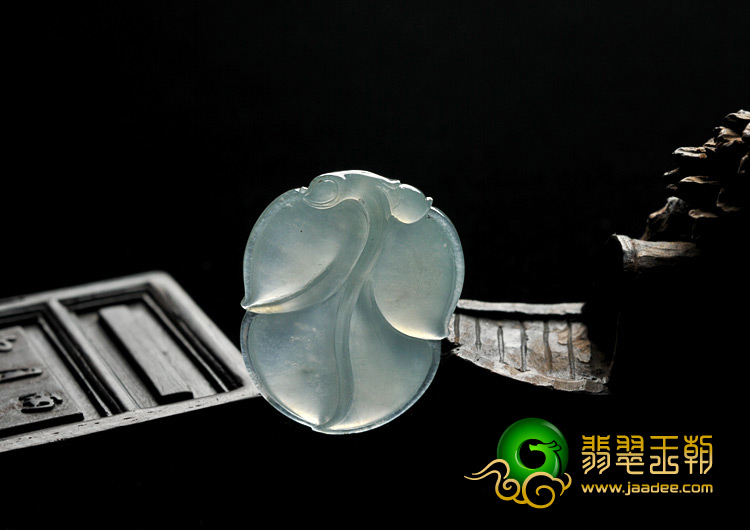 冰种淡晴水缅甸翡翠A货叶子挂件