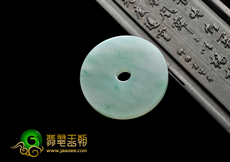 糯冰种飘翠缅甸翡翠A货平安扣挂件