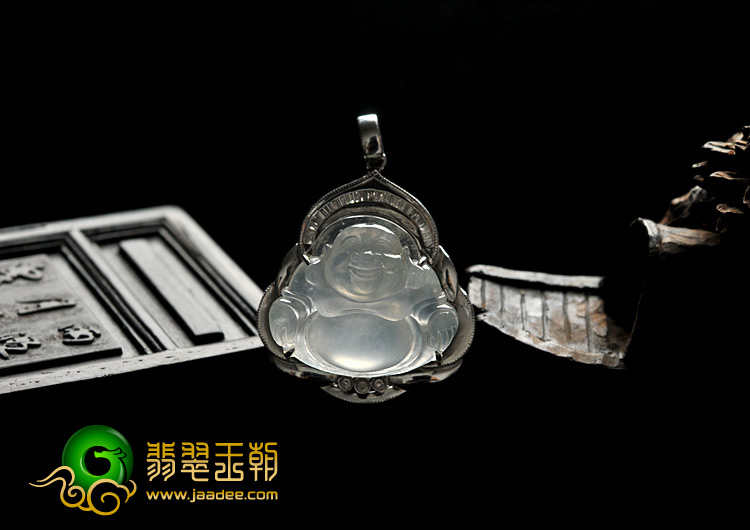 冰种缅甸翡翠A货镶白金玉佛胸坠