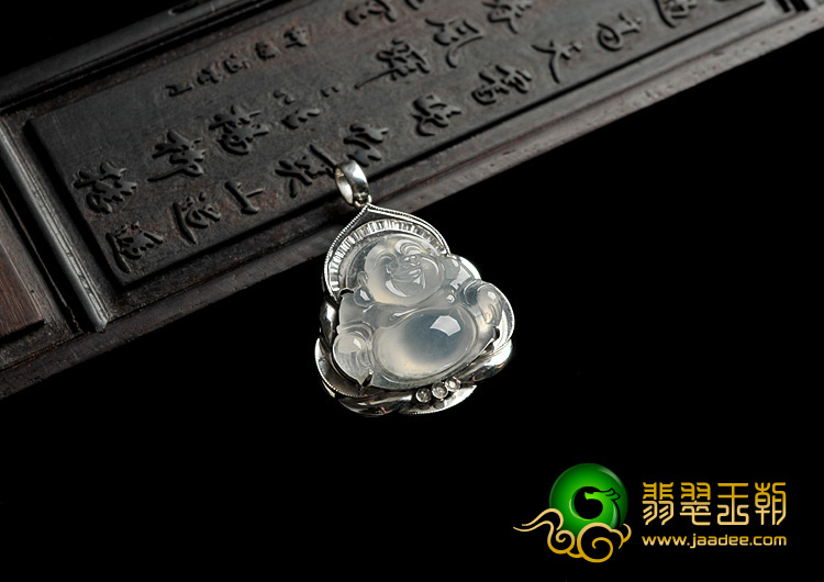 冰种缅甸翡翠A货镶白金玉佛胸坠
