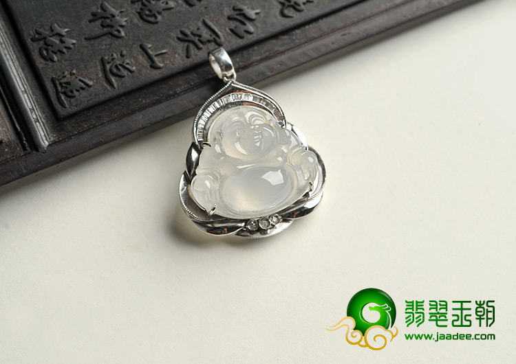 冰种缅甸翡翠A货镶白金玉佛胸坠