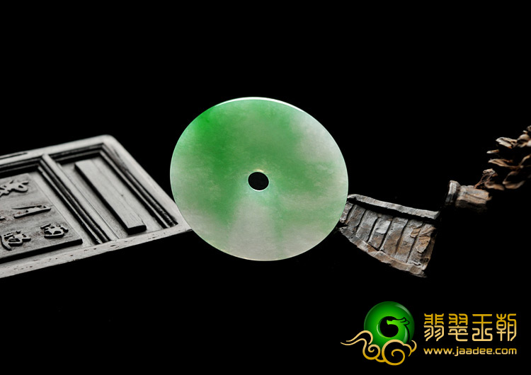 糯冰种飘翠缅甸翡翠A货平安扣挂件