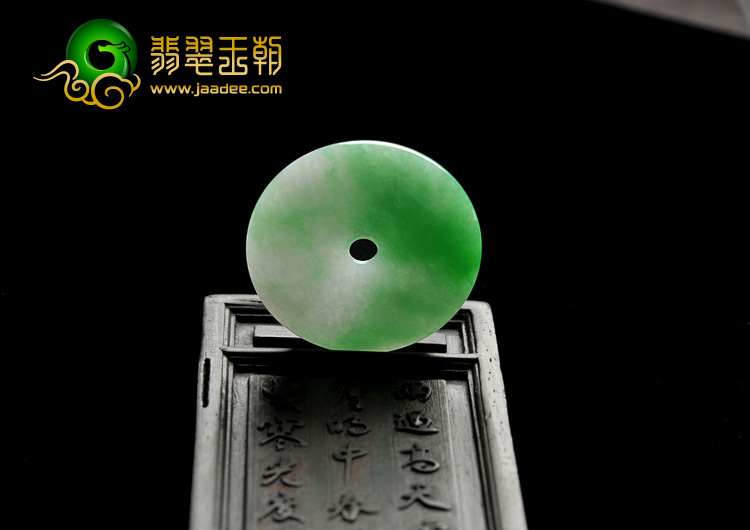 糯冰种飘翠缅甸翡翠A货平安扣挂件