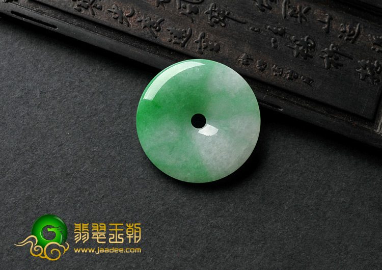 糯冰种飘翠缅甸翡翠A货平安扣挂件