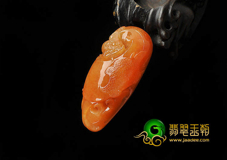 糯冰种红黄翡缅甸翡翠A货仿古龙挂件