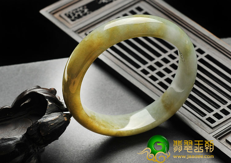 糯冰种褐黄翡缅甸翡翠A货手镯（57mm）