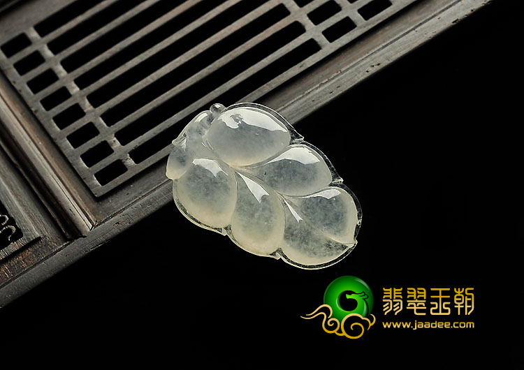 冰种缅甸翡翠A货叶子挂件