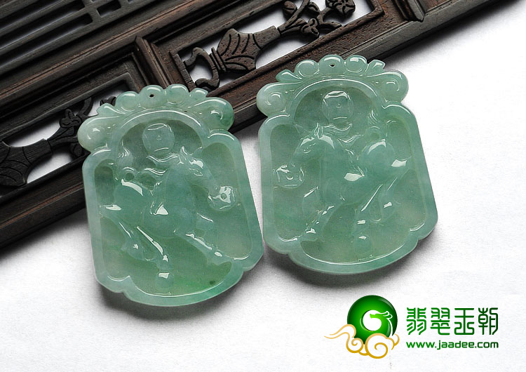 冰种晴水缅甸翡翠A货马牌挂件（一对）