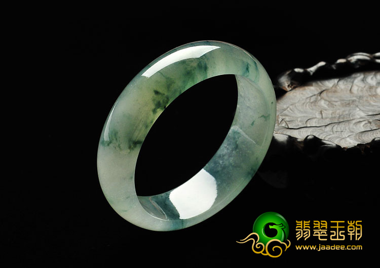 冰种飘花缅甸翡翠A货手镯（56.9mm）