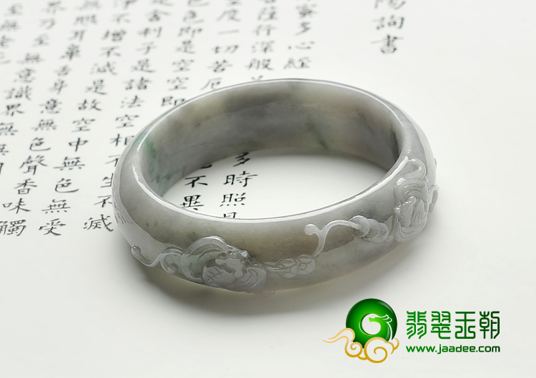 糯冰种青灰色缅甸翡翠A货福到雕花手镯（56mm）