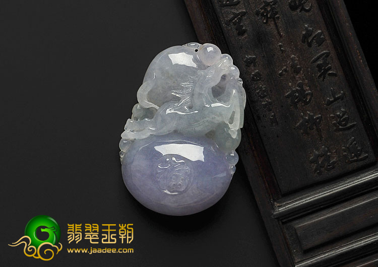 糯冰种紫罗兰缅甸翡翠A货马挂件