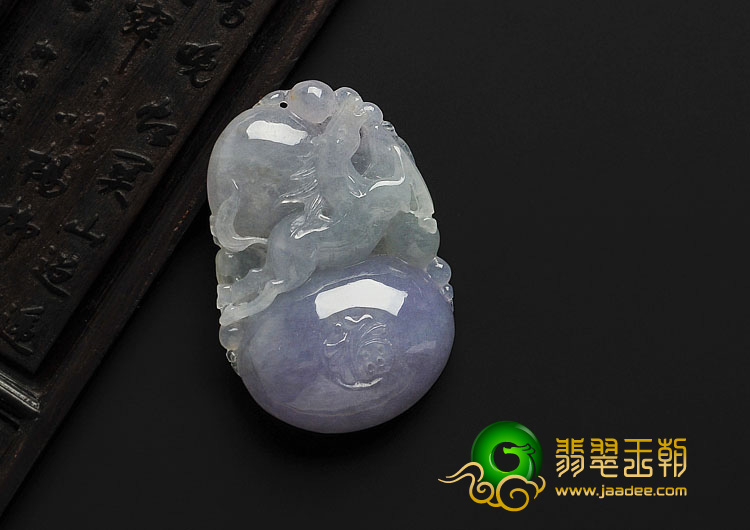 糯冰种紫罗兰缅甸翡翠A货马挂件