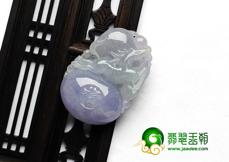 糯冰种紫罗兰缅甸翡翠A货马挂件