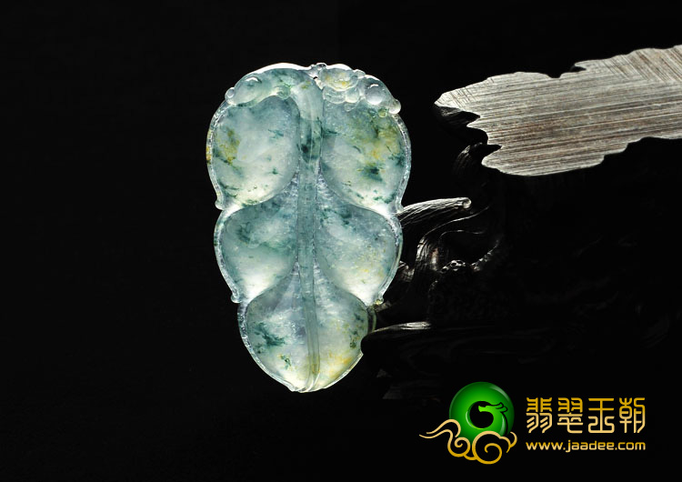 冰种飘花缅甸翡翠A货叶子挂件