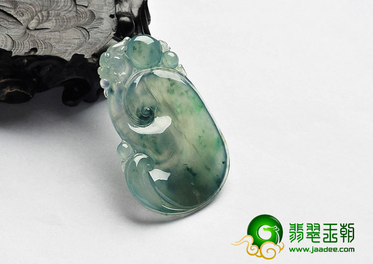 冰种飘花缅甸翡翠A货如意寿挂件