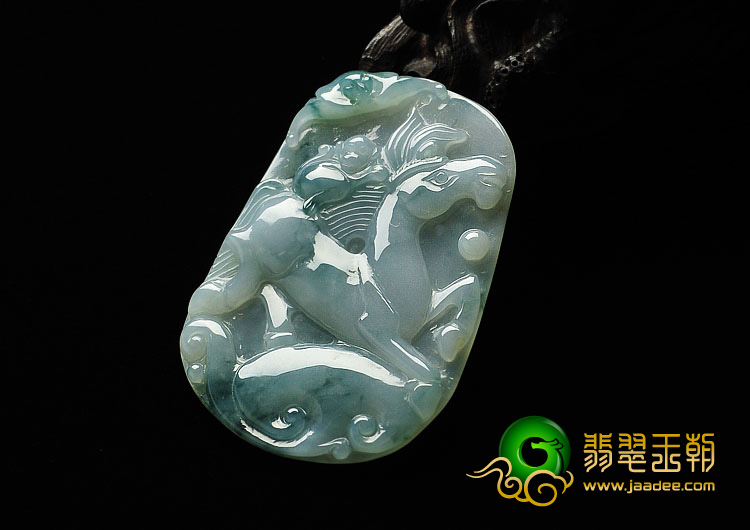 糯冰种飘花缅甸翡翠A货马上封侯挂件