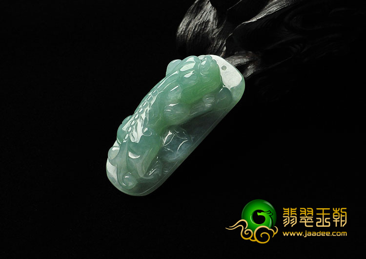 冰种晴水缅甸翡翠A货貔貅挂件