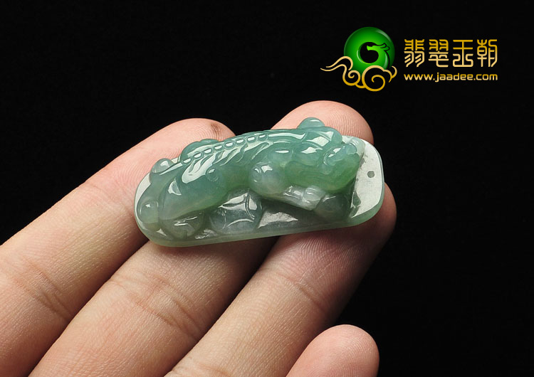 冰种晴水缅甸翡翠A货貔貅挂件