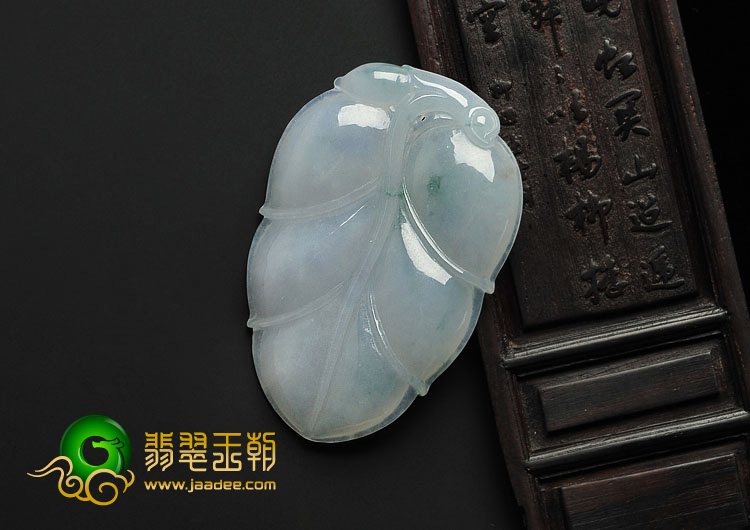 糯冰种略飘花缅甸翡翠A货叶子挂件