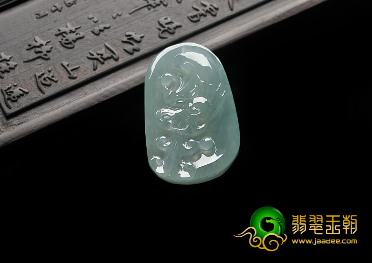冰种晴水缅甸翡翠A货龙头挂件