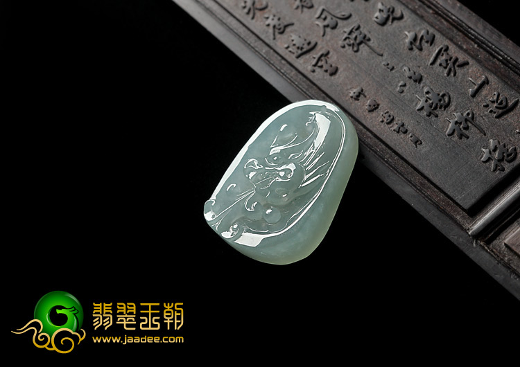 冰种晴水缅甸翡翠A货龙头挂件