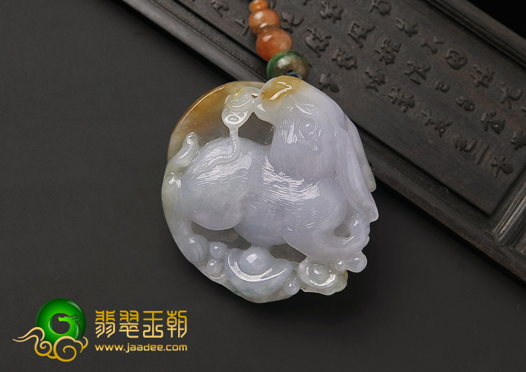 糯冰种晴水黄翡缅甸翡翠A货兔子挂件