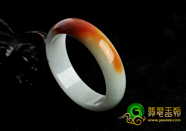 糯冰种红翡缅甸翡翠A货手镯（55.2mm）