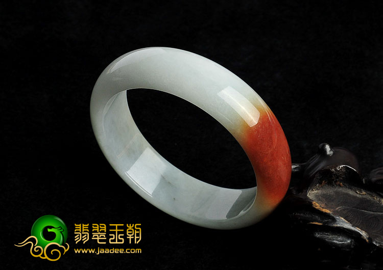 糯冰种红翡缅甸翡翠A货手镯（55.2mm）