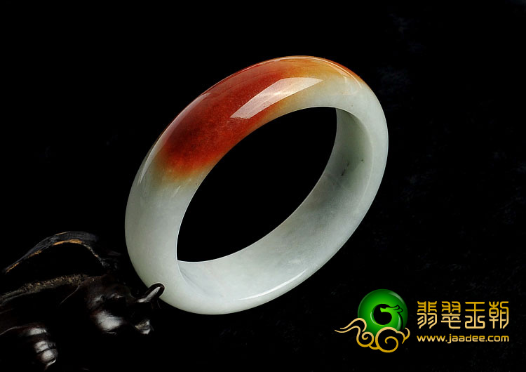 糯冰种红翡缅甸翡翠A货手镯（55.2mm）