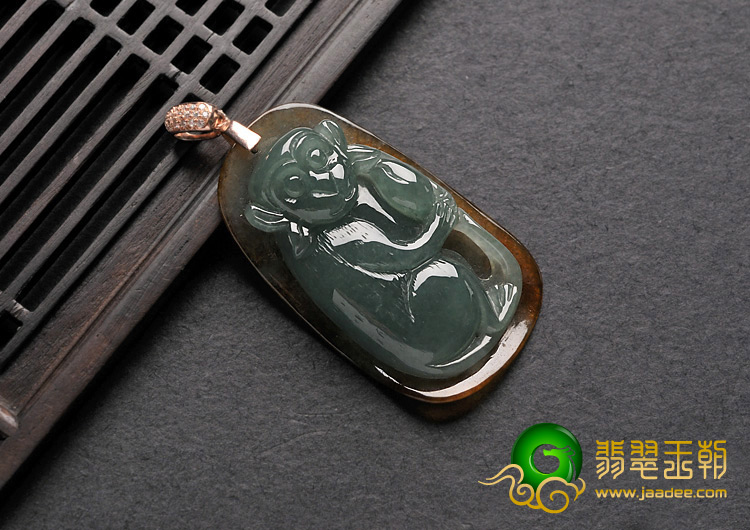 冰种晴水褐黄翡缅甸翡翠A货灵猴挂件