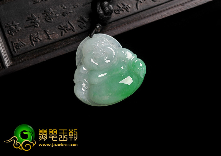 糯冰种翠色缅甸翡翠A货玉佛挂件