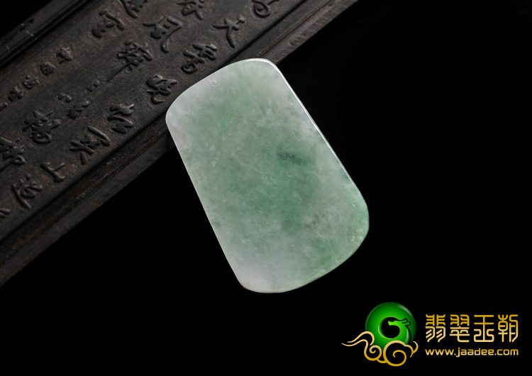 冰种晴水缅甸翡翠A货虎牌挂件