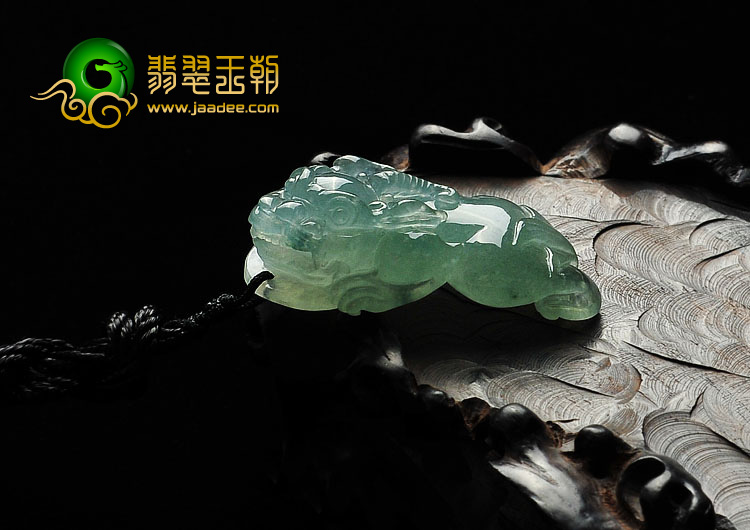 冰种晴水缅甸翡翠A货貔貅挂件