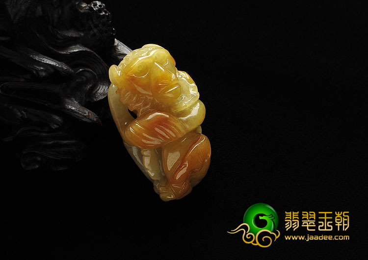 糯冰种黄翡缅甸翡翠A货猴子挂件