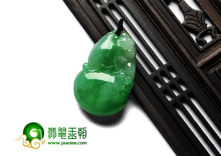 糯冰种翠色缅甸翡翠A货福禄寿挂件