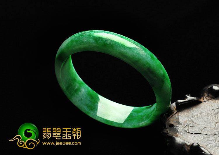 糯冰种花青缅甸翡翠A货手镯（56.9mm）